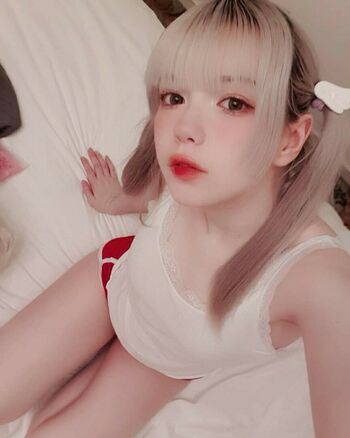 Tsuruko The Alien