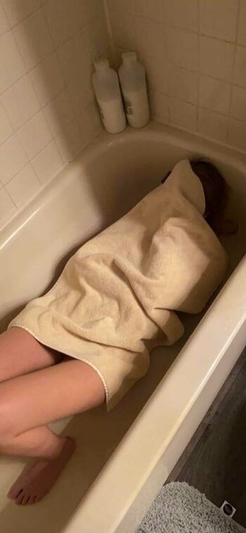 Useless-cum-bucket