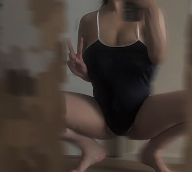 _UTxTU_mom_