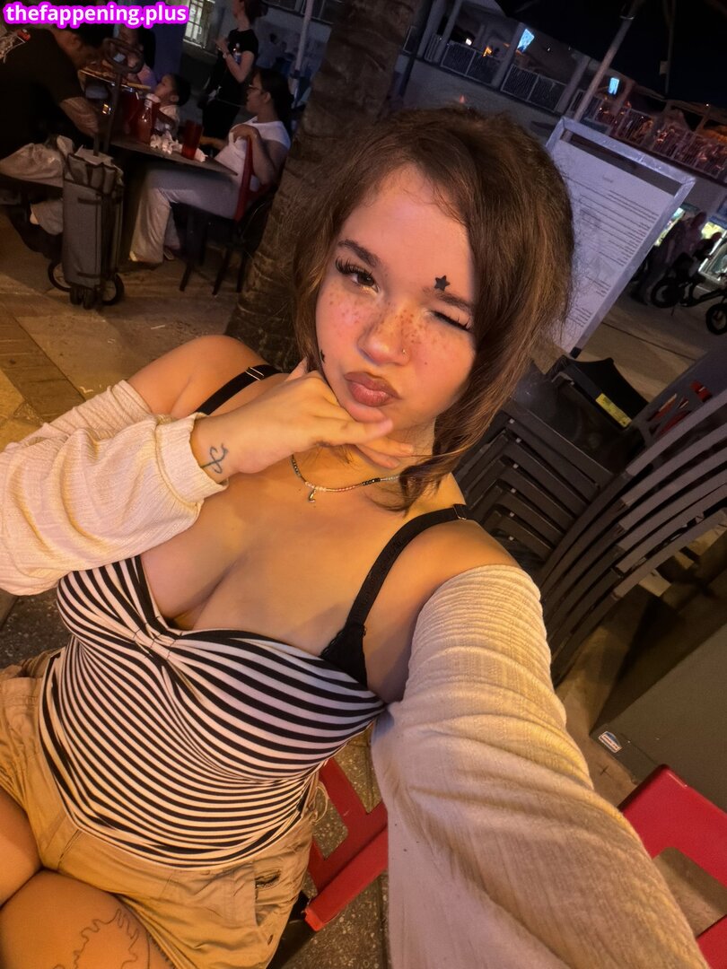 h3art4bra1nz / https: / mrtoogoodtocallorwritehisfans / uuufoundnemo / uuuufoundnemo Foto OnlyFans Nuda #21