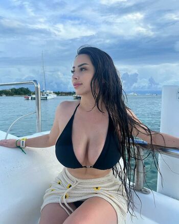 Vai Monroe