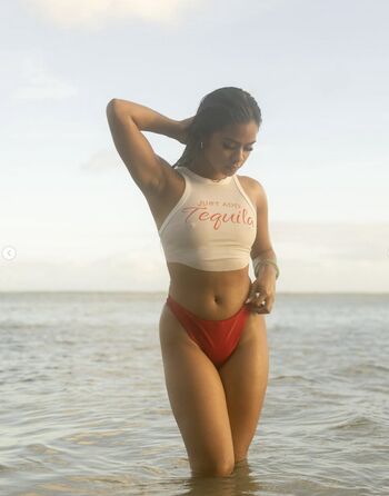 Valerie_2005