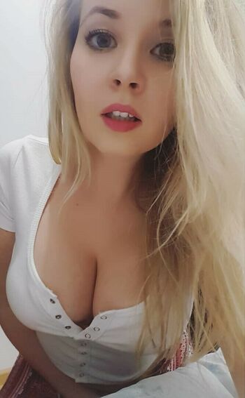 Valeriya ASMR
