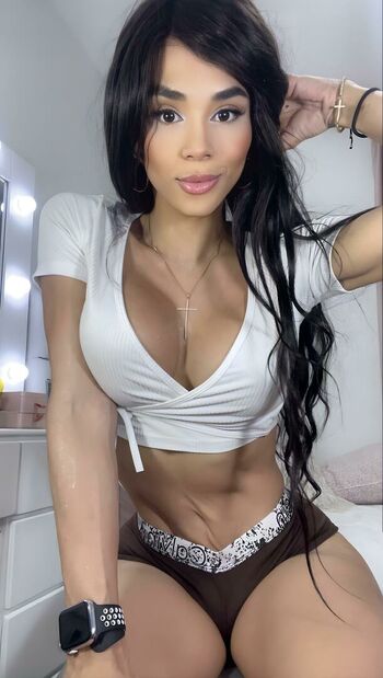 Valery De Alba