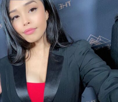 Valkyrae