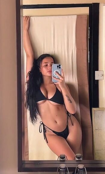 Valya Karnaval