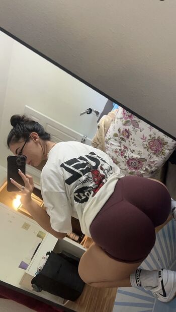 Vanessa Legrow