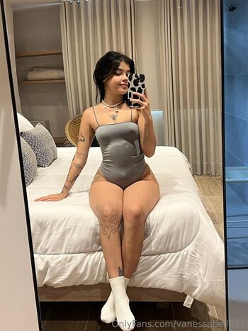 vanessabellfree