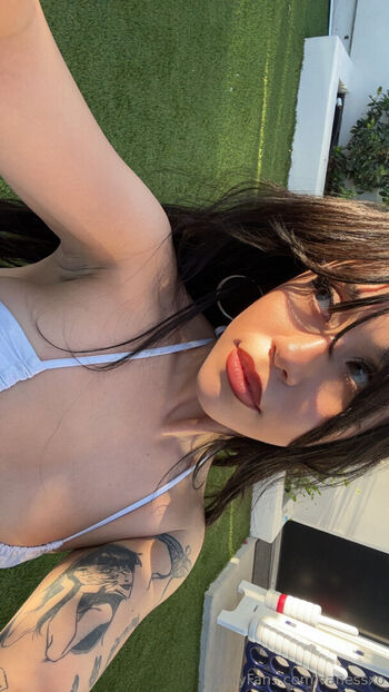 vanessxo