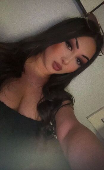 velizkira89
