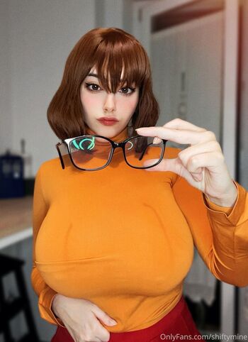 Velma & Daphne Cosplay