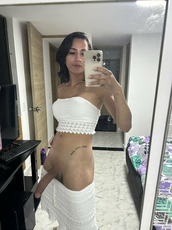 Veruzca_bigcock