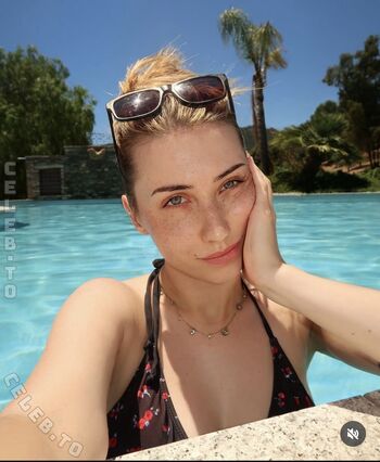 veylarenee