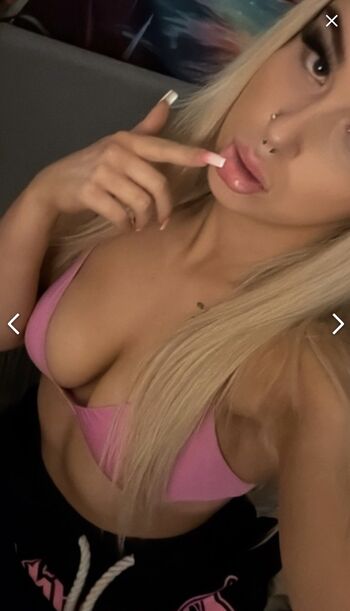 vickiejok3r