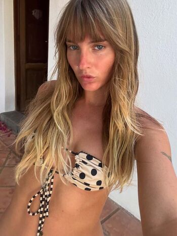Victoria De Angelis