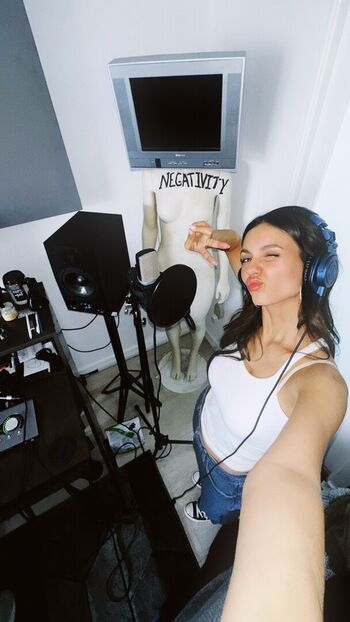Victoria Justice