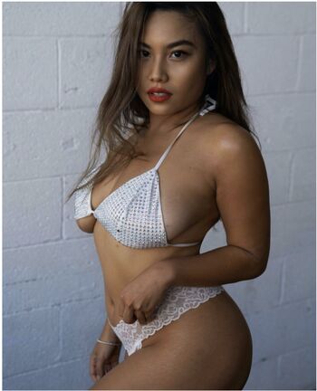 Victoria Kuang