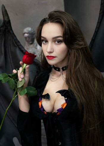 Victoria Pedretti