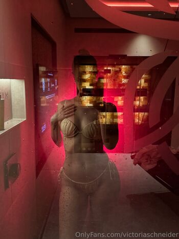 victoriaschneider