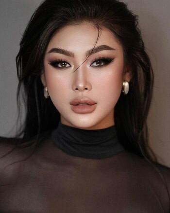 Vietnam Sexy Girl