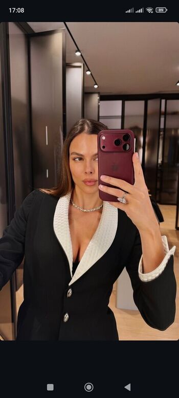 Viki Odintcova