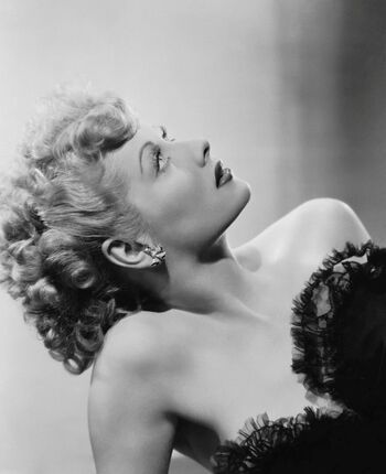 Vintage Sexy Celebs