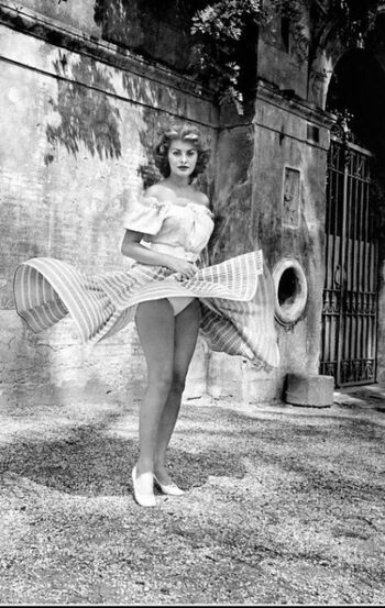 Vintage Starlets