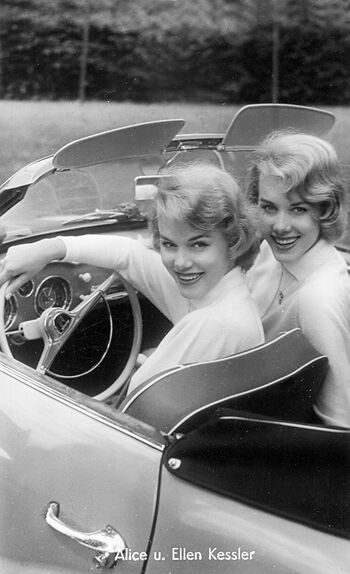 Vintage Starlets