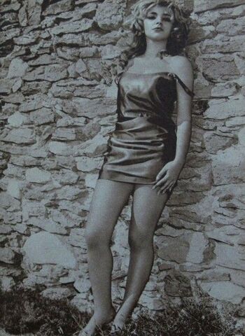 Vintage Starlets