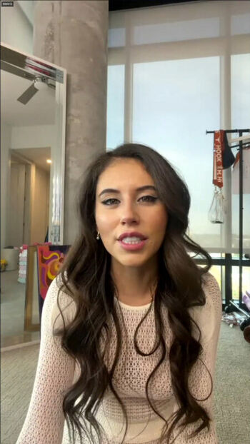 Violet Summers