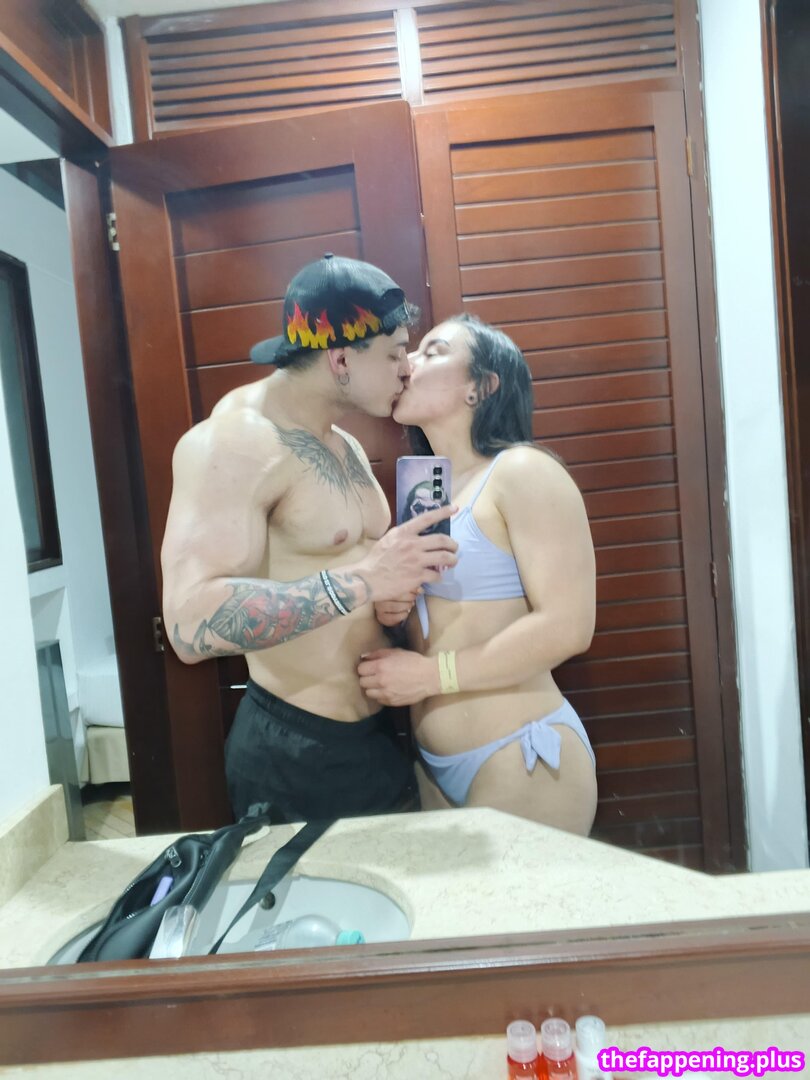 violetaydantegh