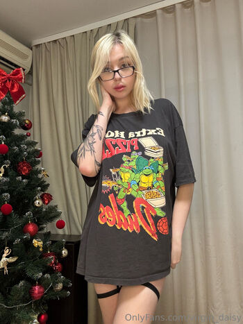 virgin_daisy