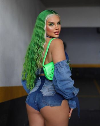 Vivi Wanderley