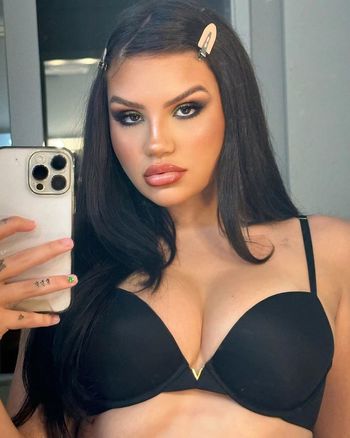 Vivi Wanderley