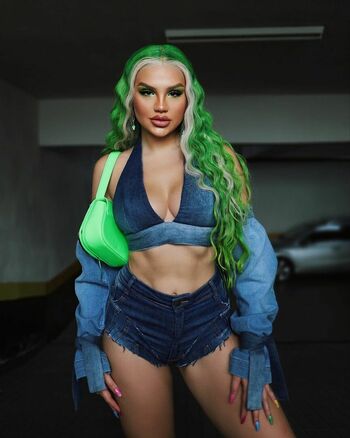 Vivi Wanderley