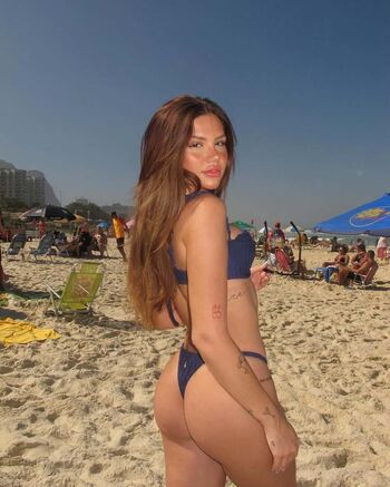 Vivi Wanderley