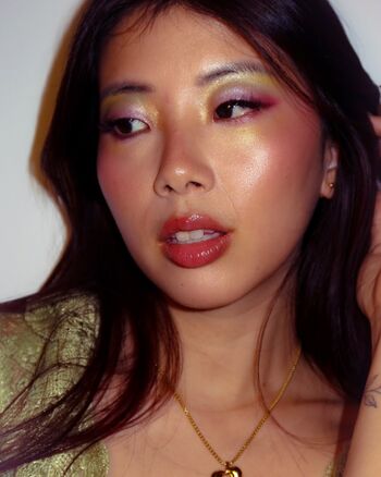 Vivian Marie Wong
