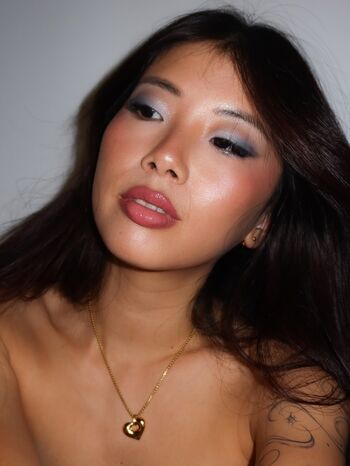 Vivian Marie Wong
