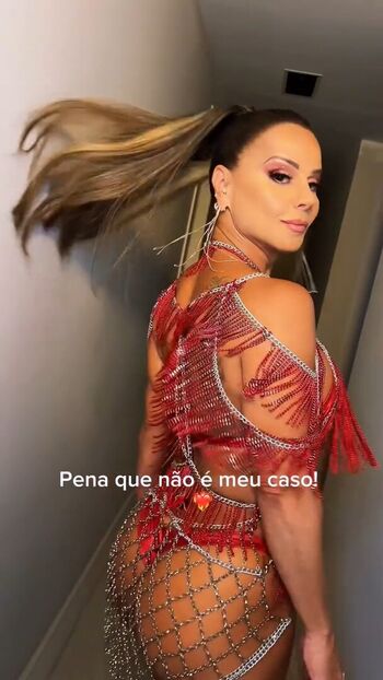 Viviane Araujo