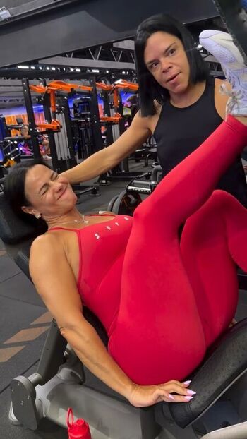 Viviane Araujo