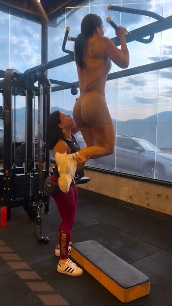 Viviane Araujo