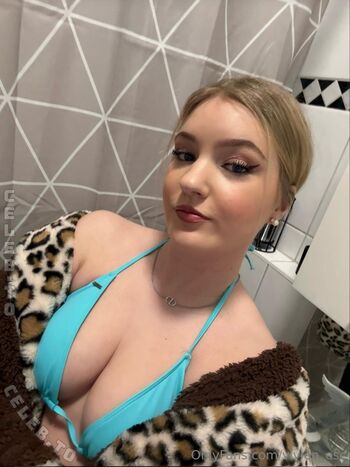 Vivien_esc