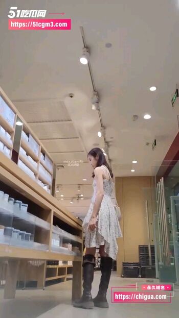 Voyeur Asian Pissing Toilet &Amp; Upskirts Only