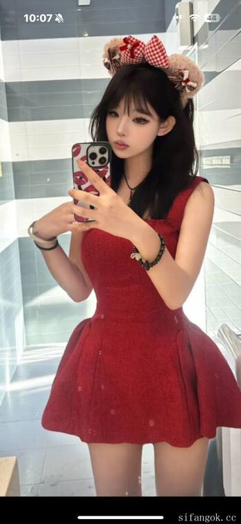 Voyeur Asian Pissing Toilet &Amp; Upskirts Only
