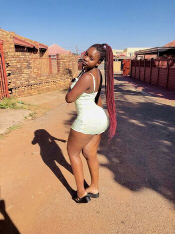 Vunene Taiwo Mabunda