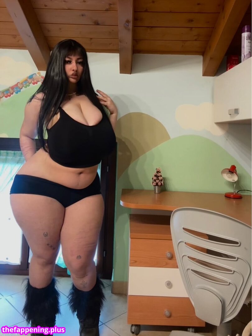 Mxmmytina / VVALENTINABONETALLI Naakte OnlyFans Foto #66