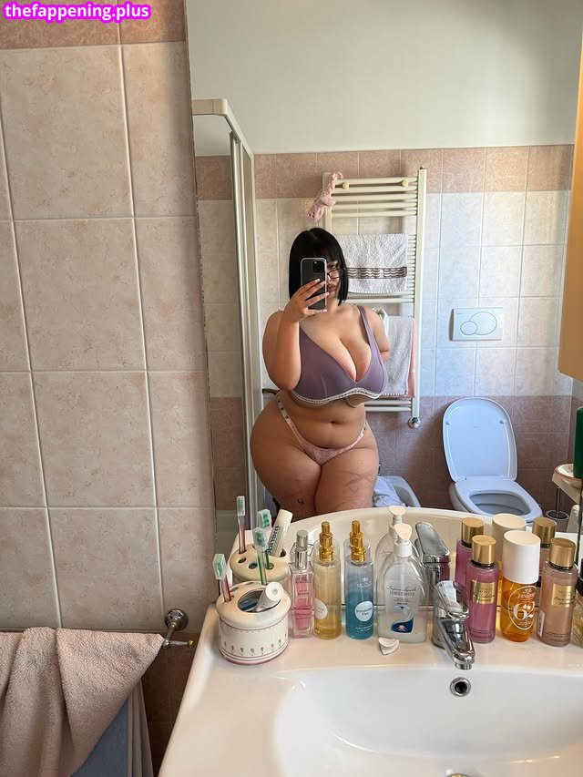 Mxmmytina / Vvalentinabonetalli Фото оголеного OnlyFans #175