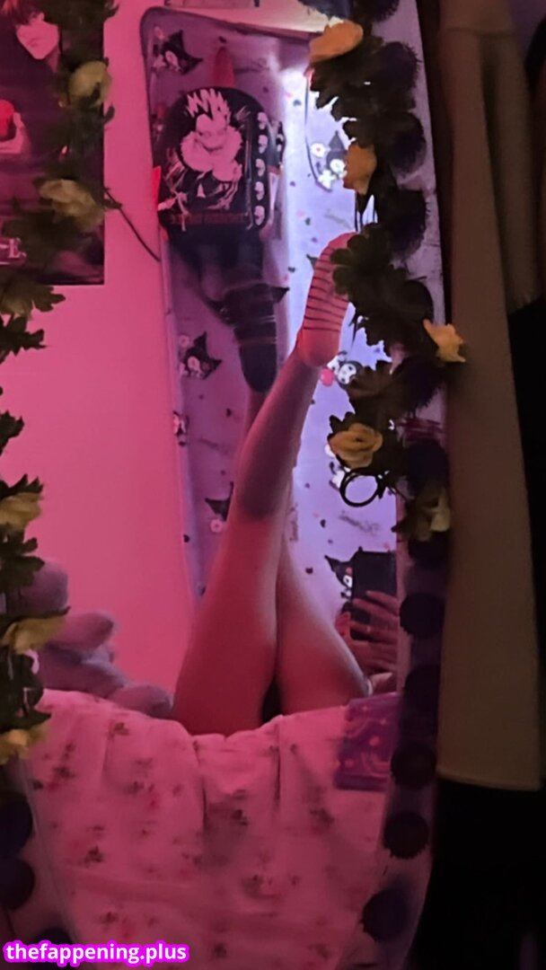 https: / vixzi / vveowx Φωτογραφία Γυμνών OnlyFans #16