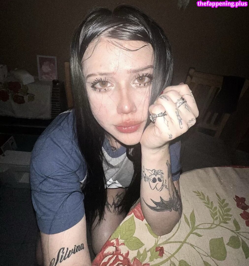 Vverence / away / https: / verennce Meztelen OnlyFans Fotó #7