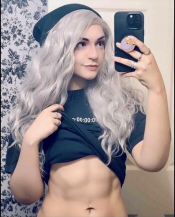 WatchGirlsPlay